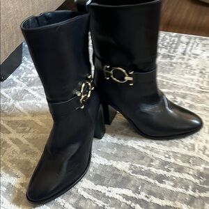 Elegant Black Leather Boots Made in Italy